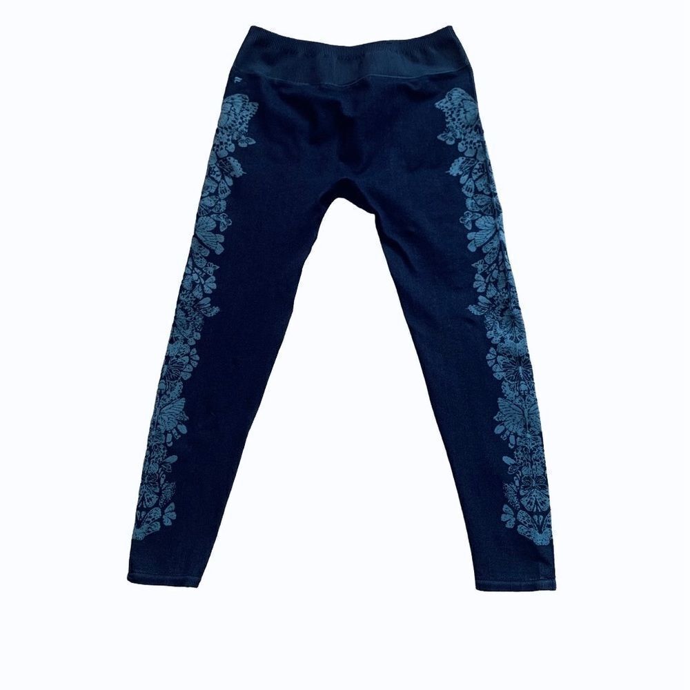 Fabletics Blue Floral Seamless Leggings Size Medium